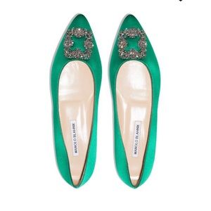 MANOLO BLAHNIK Hangisi Satin Flat